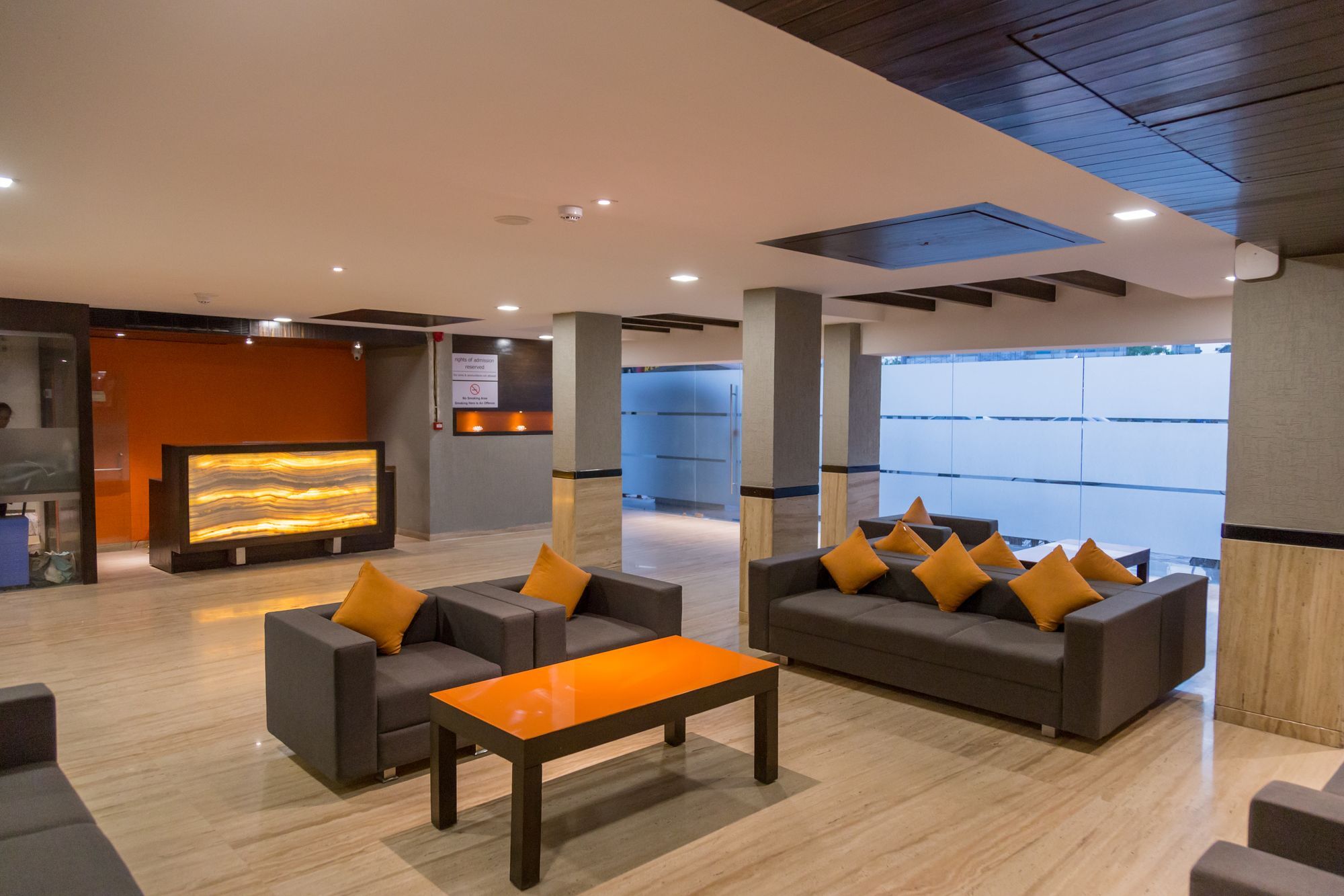 The Silver Leaf Hotel Ahmedabad Ngoại thất bức ảnh